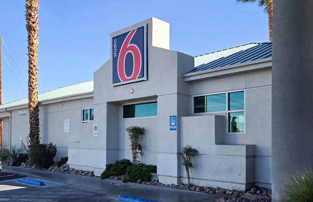 Studio 6 Suites Las Vegas, Nv - Tropicana-1